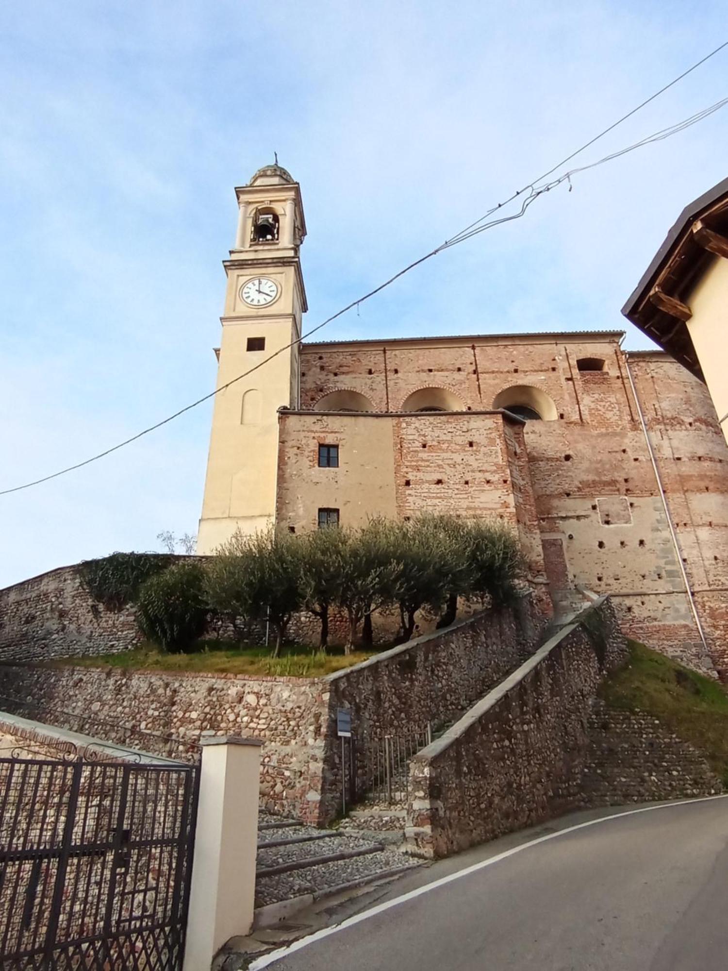 Casa Valletta Mezzomerico Luaran gambar
